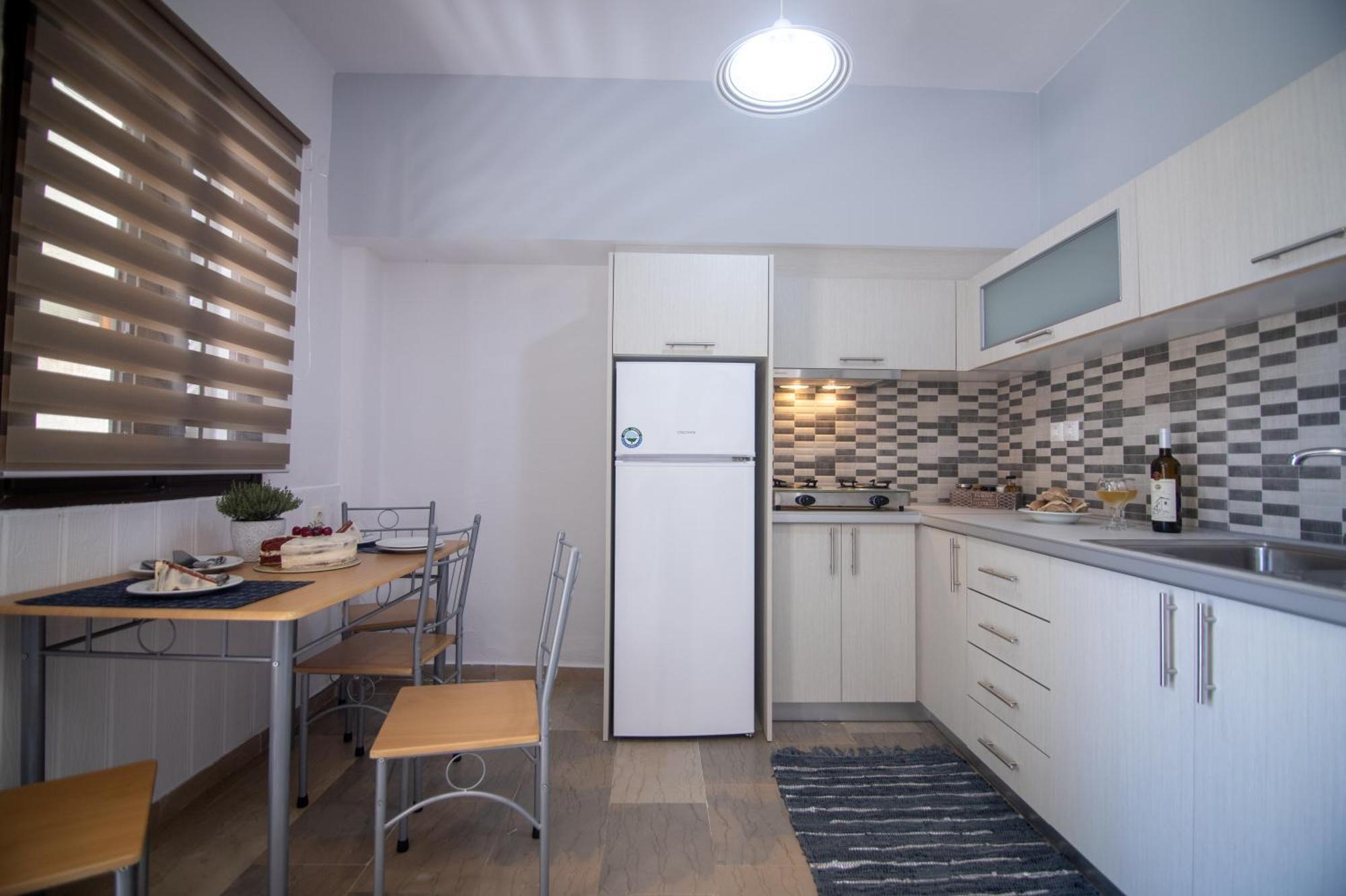 Zervos Apartments Bouka Lefkimmi  Room photo